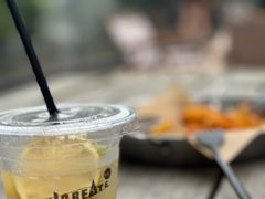 -J Create城市露营咖啡·简餐·宠物(上海动物园店)