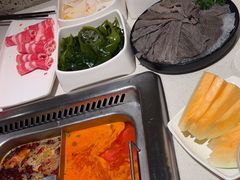 -海底捞火锅鲜切牛肉主题店(长寿路店)