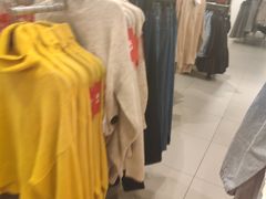 -H&M(华润万象城店)