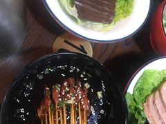 -虾弄弄海派小龙虾·牛羊蝎子火锅