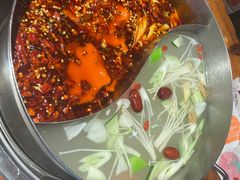 -乐山串串香老火锅(鼓楼店)