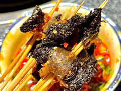 -两三事小郡肝串串香火锅(桂庙店)