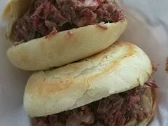 -闫家驴肉火烧(五四店)