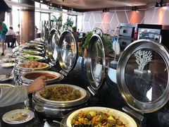 自助取餐区-汇泉王朝大饭店-旋转餐厅(南海路店)