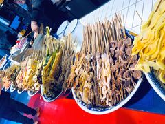 -八一路好吃街(雨田商务大厦店)