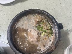 -虹兴砂锅店