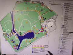 -万绿园