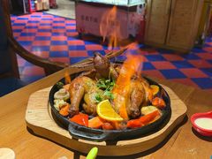 -米德维奇俄式西餐厅(西六道街店)