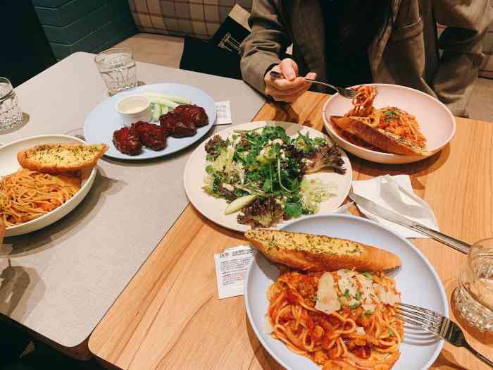 星美乐(cocopark店)-"首先,【地理位置】优越,地铁口的购物公园.