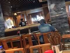 -亮亮面馆(经六路店)