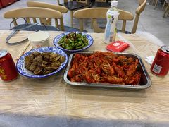 -江城燕子大排档(江汉路步行街店)