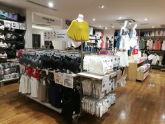 -优衣库(哈尔滨中央大街店)