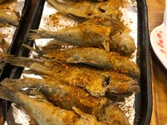 -老东镇啤酒屋海鲜加工·蒸汽海鲜·海鲜烧烤(台东店)