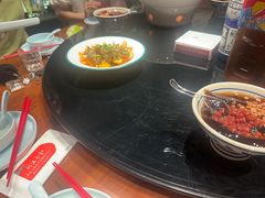 -川流不息·地道川菜·小龙虾(新松江路店)