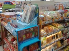 -全家便利店(愚园店)