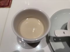 -红樱桃·欢乐餐厅(太原里店)