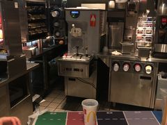 -麦当劳(皇岗路店)