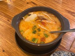 冬阴功海鲜汤-默加东南亚美食(大宁音乐广场店)