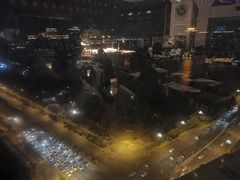 -荣誉国际酒店-云顶旋转餐厅