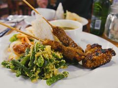 -Pundi Pundi Restaurant
