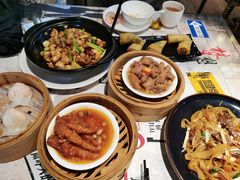-粤轩楼广式特色餐厅(青岛路店)
