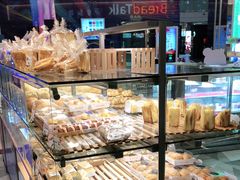 面包甜点陈列柜-BreadTalk面包新语·烘焙蛋糕(星河城店)