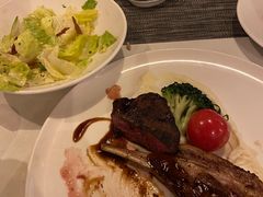 -WOLFGANG PUCK KITCHEN & BAR(迪士尼小镇店)