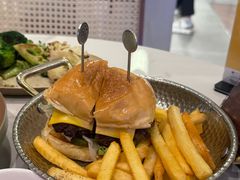 -盐说·西式餐酒馆(光明万达店)