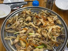 -大眼强五杯鹅·桑拿鸡煲