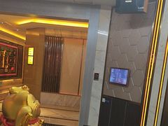 -欢乐空间KTV(奥山世纪城店)