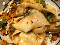 -陇上秦轩西安biangbiang面(EFC欧美金融商业城店)