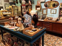 -恋物百货商店(华侨城店)