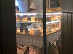 面包甜点陈列柜-面包与我Bread Or Me(长城汇店)