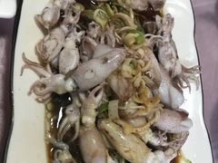 -宾朋海鲜特色美食餐厅·纯手工鲅鱼水饺(兴海路店)