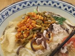 -蒙自源米线大王(信利城市广场店)