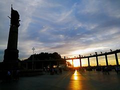 -人民防洪胜利纪念塔