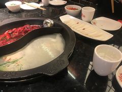 -井格重庆火锅(临平银泰城店)
