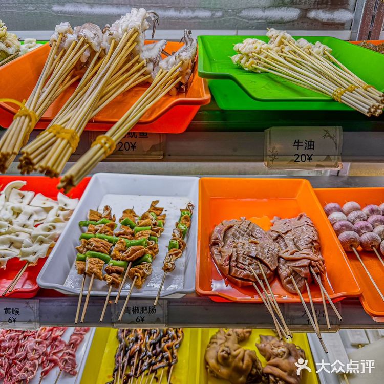 全国的烧烤都卷起来了 吃货的世界唯有美食不可辜负