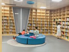 -增城图书馆(荔景大道辅路店)