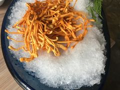 野生虫草花-探窝·竹笙椰子鸡(杨箕店)