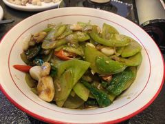-丁里羊肉小镇(天鹅湖总店)