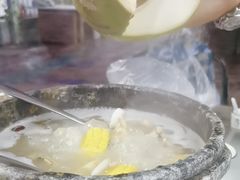 -墨脱石锅椰子鸡•香草鸭•东山羊(大东海店)