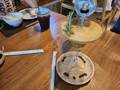 -Chom Cafe and Restaurant