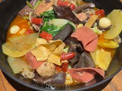 -万记麻辣烫国展总店