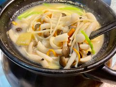 -泉味道贵州厨房(三里河店)