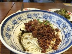 -辣肉面大王(天平路店)