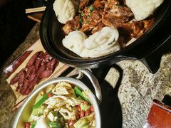 -破瓦寒窑·地摊烤羊排