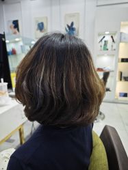 -艾米莉 烫染沙龙