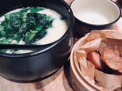 有年味的腊肉面-和府捞面(东直门银座店)