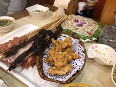 -宏姐串串香(宏伟路店)